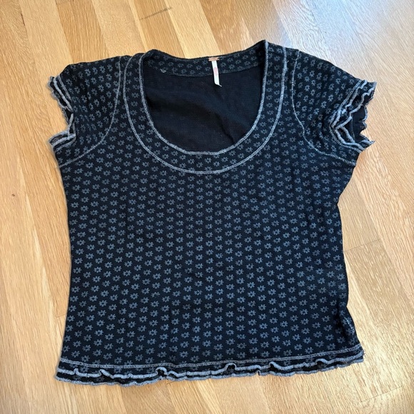 Free People Garner Tee Black Combo Size Small Floral Semi-Sheer - Picture 4 of 6